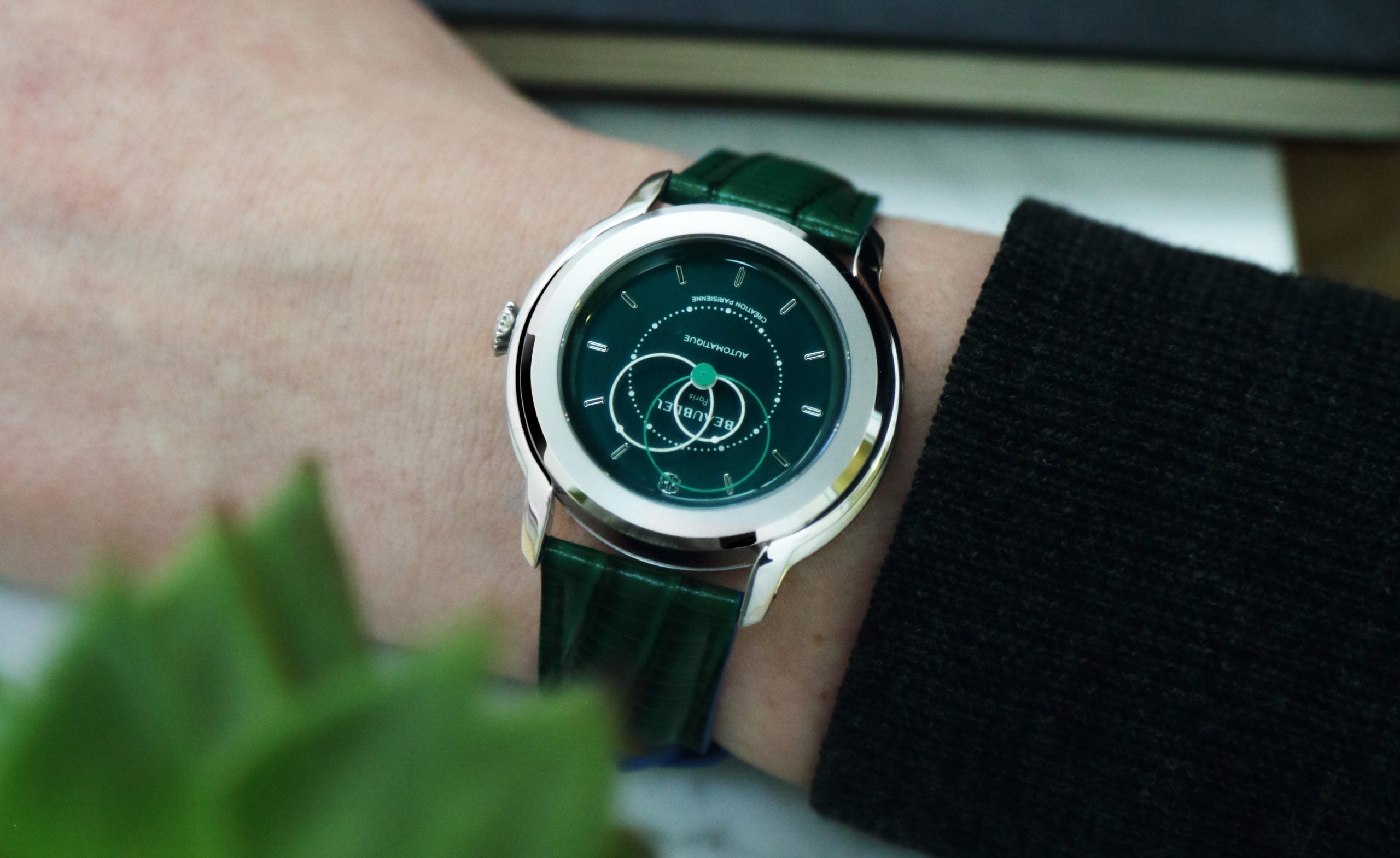 Beaubleu collection Union montre automatique aux aiguilles rondes Brio Vert Emeraude sur femme