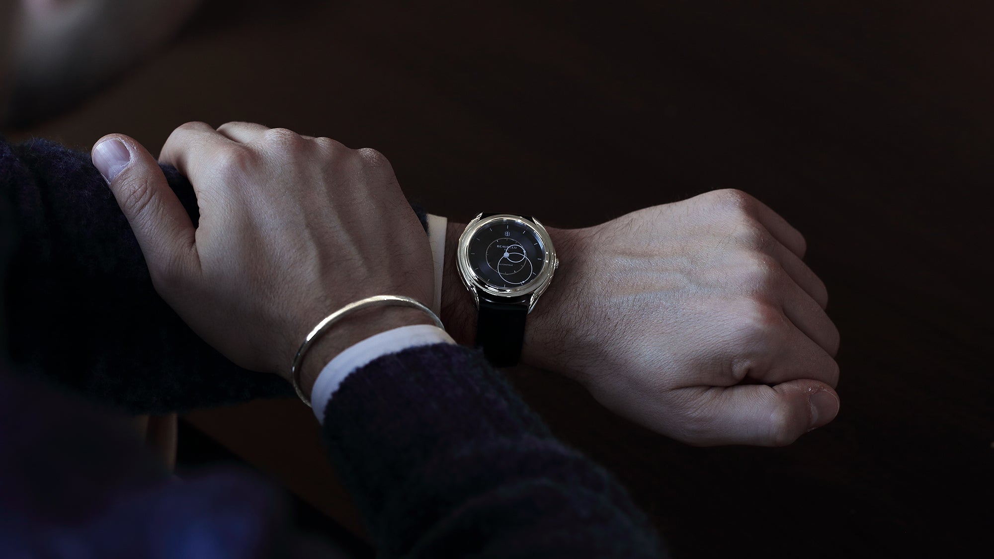 Beaubleu watch and the silver jewel Le Moderne