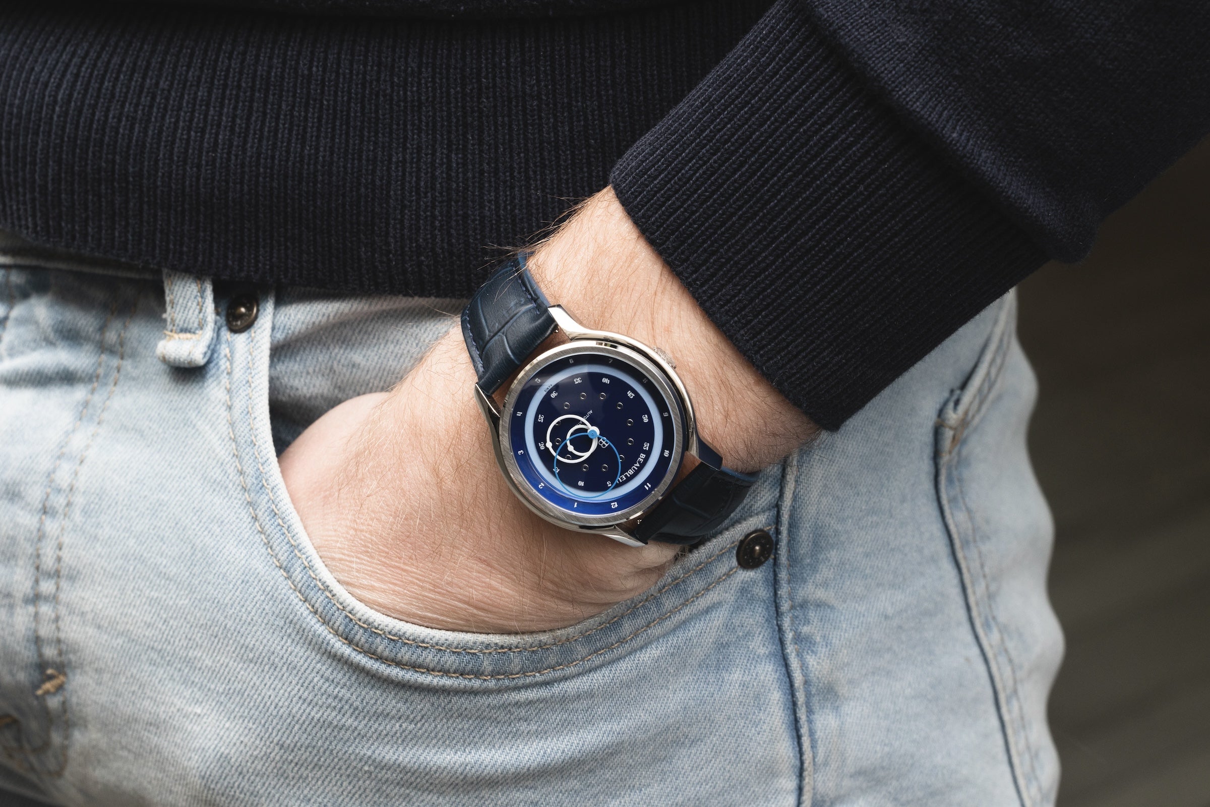 L'histoire du bracelet en cuir : De l'Antiquité à la montre moderne pour homme