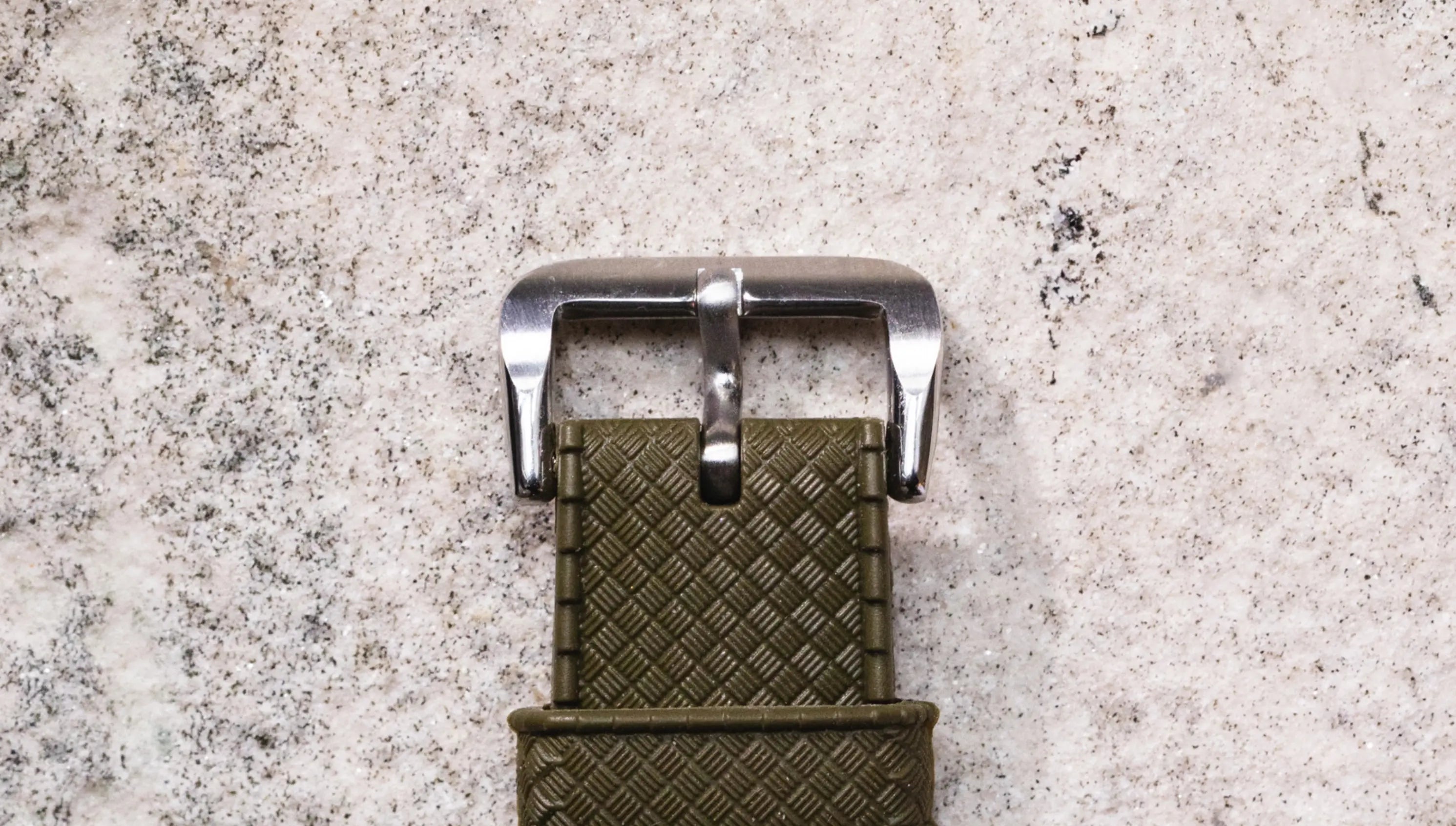 Boucle avec ardillon du bracelet tropic