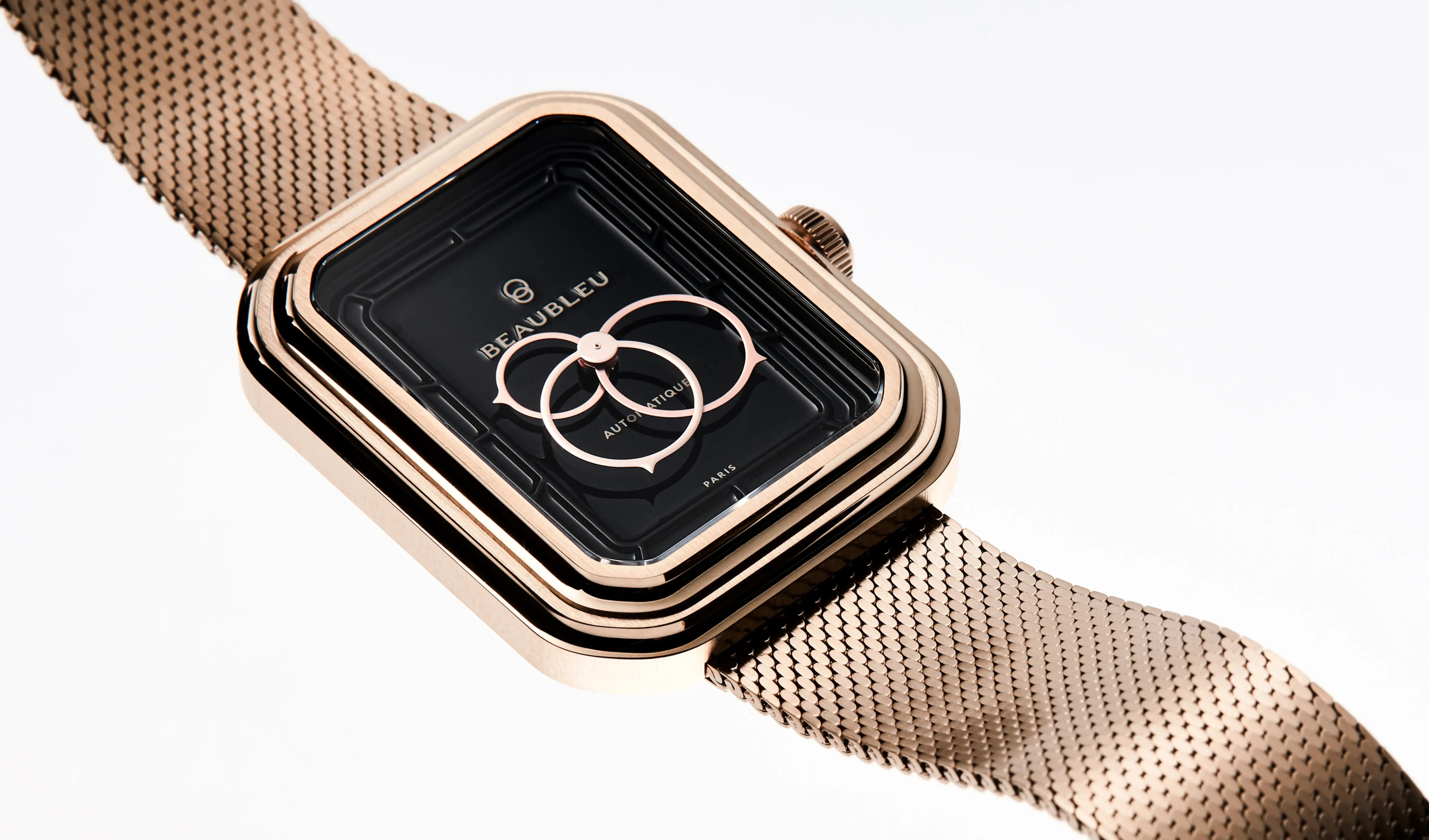 Ecce Figura Onyx avec son bracelet métallique tressé en or rose