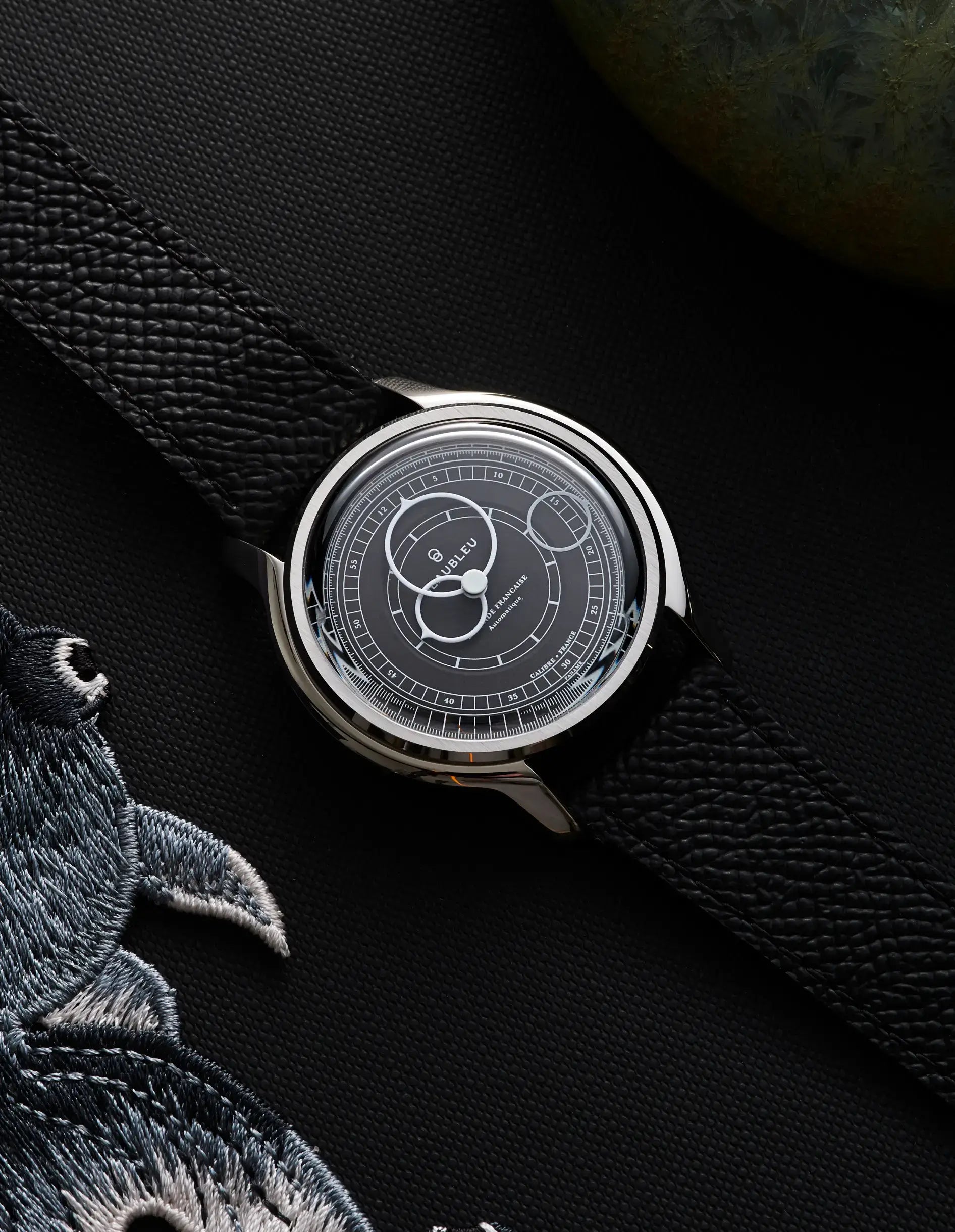 montre automatique cadran gris