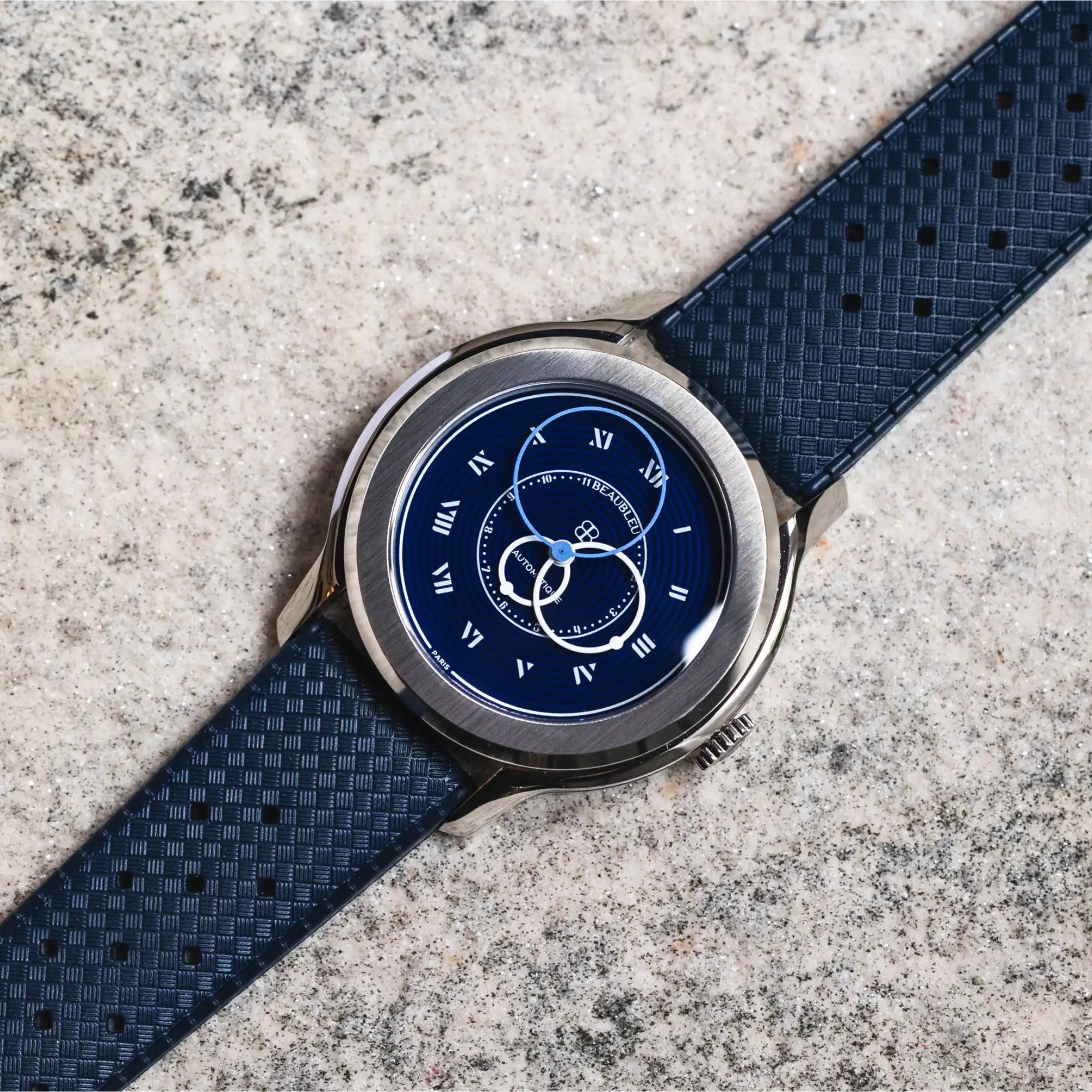 Montre Origine Bleu sur bracelet Tropic bleu 