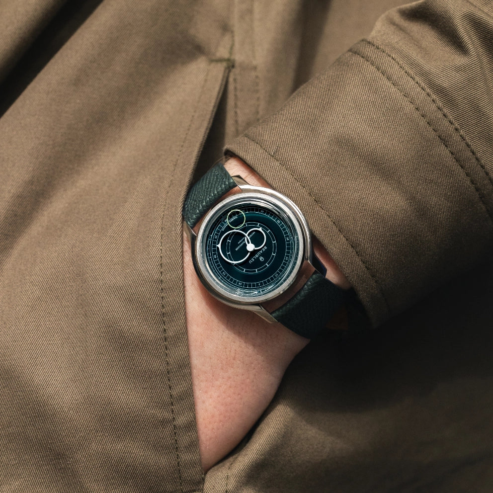 Montre Seconde Française vert poignet homme